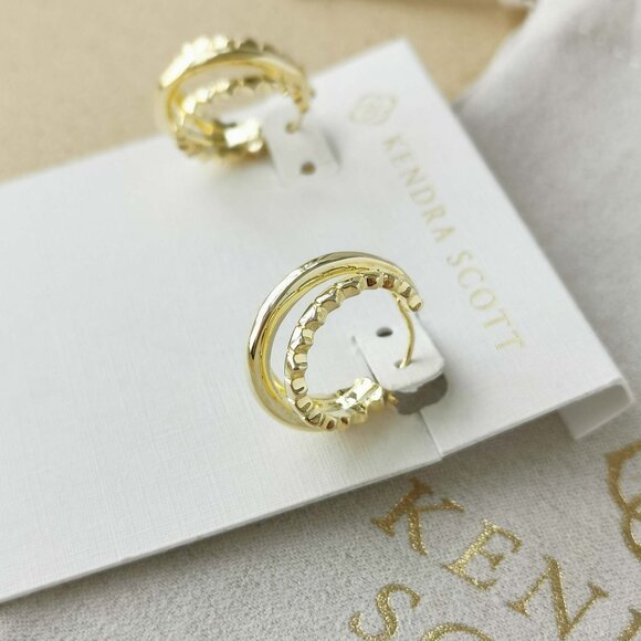 NEW Kendra Scott Gold Quinn Huggie Earrings - Picture 2 of 3